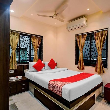 Dharmatala Inn Calcutta Buitenkant foto